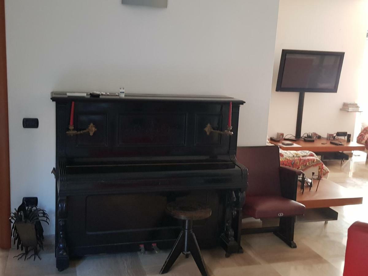 House Eur 2 Apartment Rom